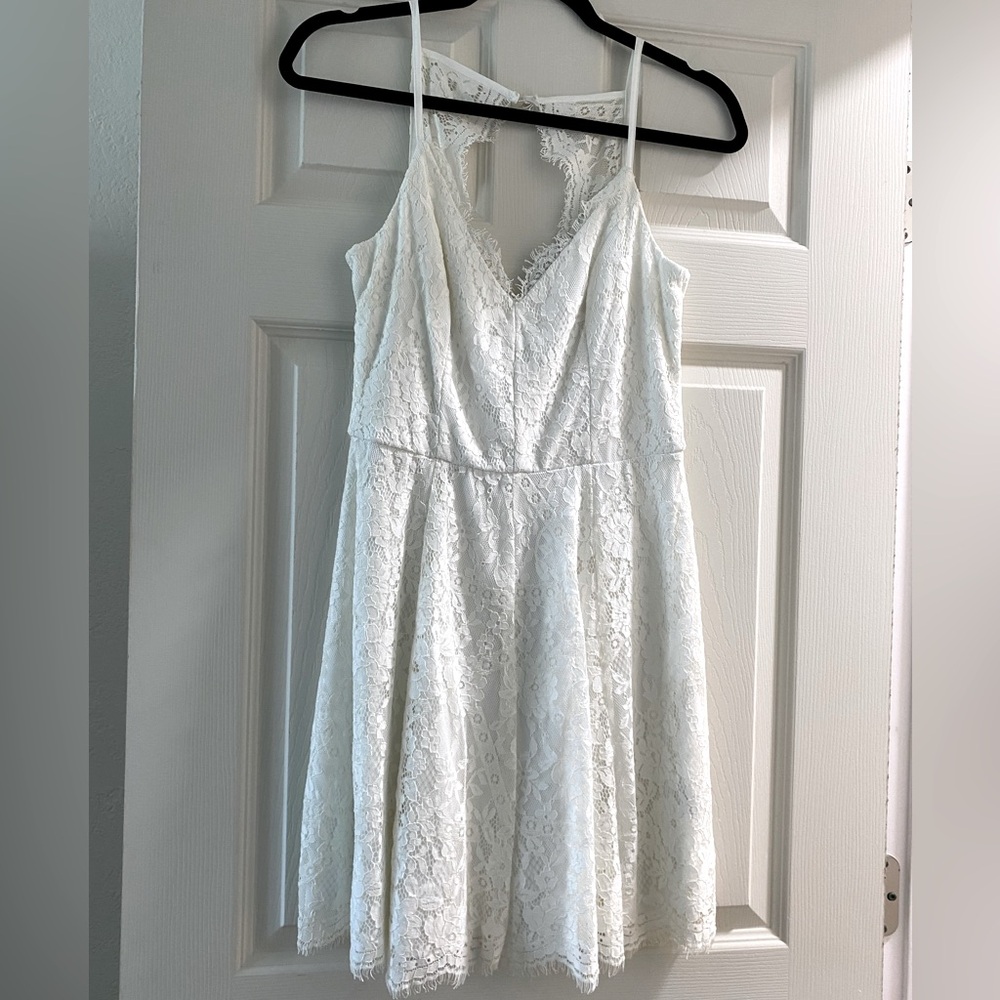 WHITE DRESS
